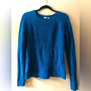 GAP Blue Sweater size small